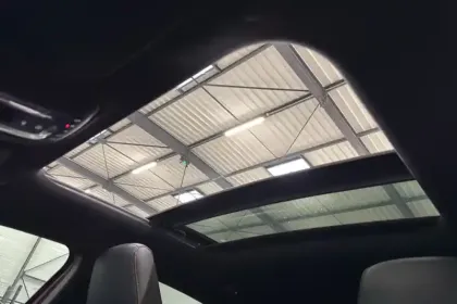 Photo 16 Mercedes Classe A  200 d 8G-DCT