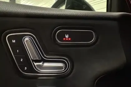 Photo 15 Mercedes Classe A  200 d 8G-DCT