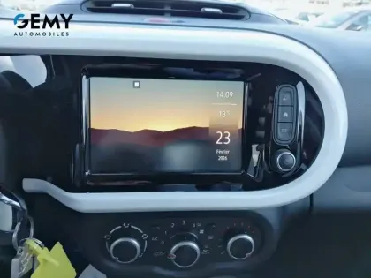 Photo 49 Renault Twingo  III TCe 95