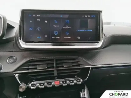 Photo 13 Peugeot 208  Hybrid 100 e-DCS6