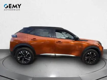 Photo 39 Peugeot 2008  PureTech 100 S&S BVM6