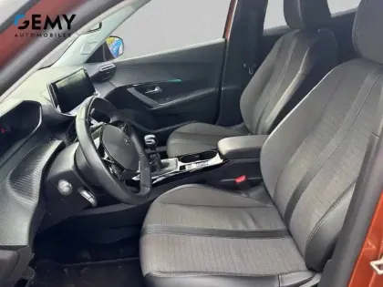 Photo 8 Peugeot 2008  PureTech 100 S&S BVM6