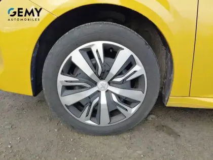 Photo 10 Peugeot 208  PureTech 100 S&S BVM6