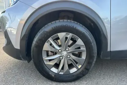 Photo 16 Peugeot 2008  Electrique 136 ch