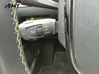 Photo 15 Peugeot 208  Electrique 50 kWh 136ch