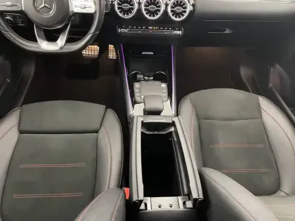 Photo 28 Mercedes GLA  250 e 8G-DCT