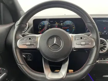 Photo 22 Mercedes GLA  250 e 8G-DCT