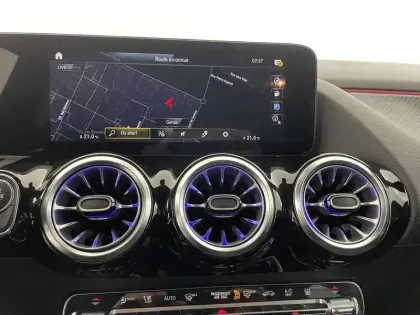 Photo 20 Mercedes GLA  250 e 8G-DCT