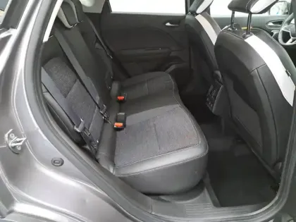 Photo 22 Renault Captur  E-Tech hybride rechargeable 160