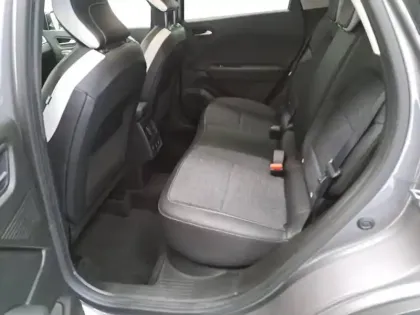 Photo 26 Renault Captur  E-Tech hybride rechargeable 160