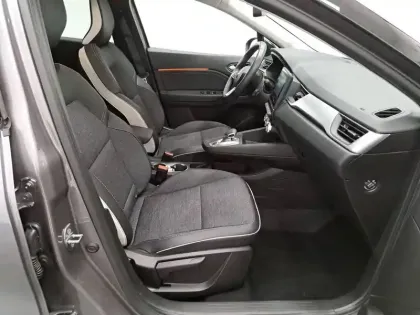 Photo 24 Renault Captur  E-Tech hybride rechargeable 160