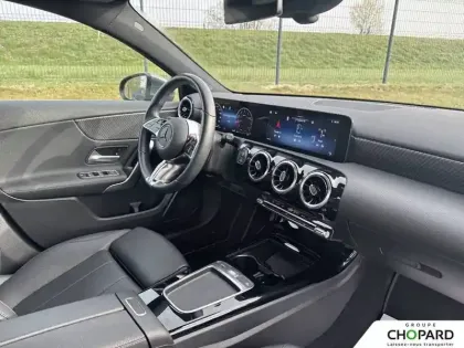 Photo 44 Mercedes Classe A  200 7G-DCT