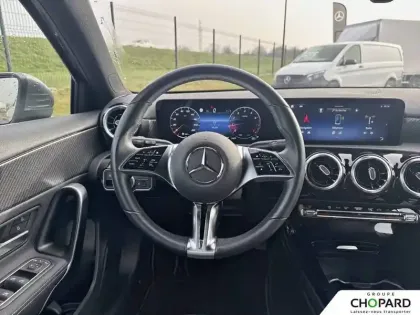 Photo 79 Mercedes Classe A  200 7G-DCT