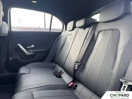 Photo 49 Mercedes Classe A  200 7G-DCT