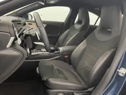 Photo 14 Mercedes CLA  Coupé 200 d 8G-DCT