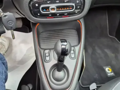 Photo 40 Smart Fortwo  Cabrio 82 ch