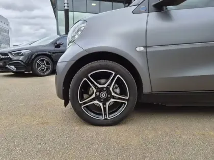 Photo 24 Smart Fortwo  Cabrio 82 ch