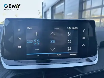 Photo 11 Peugeot 2008  PureTech 100 S&S BVM6