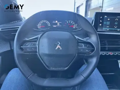 Photo 14 Peugeot 2008  PureTech 100 S&S BVM6