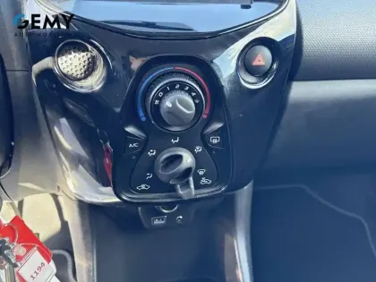 Photo 14 Peugeot 108  VTi 72ch BVM5