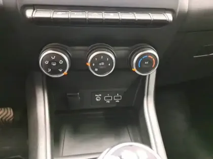 Photo 35 Renault Captur  TCe 100 GPL - 21