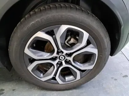 Photo 17 Renault Captur  E-Tech full hybrid 145