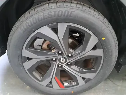 Photo 14 Renault Arkana  E-Tech 145