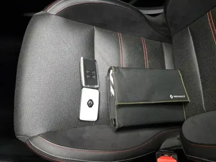 Photo 39 Renault Arkana  E-Tech 145