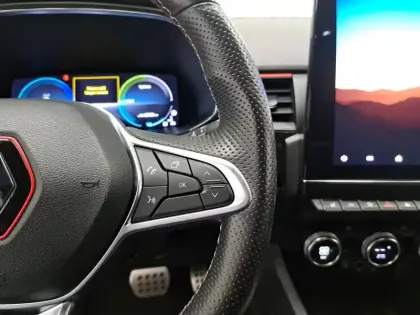 Photo 32 Renault Arkana  E-Tech 145