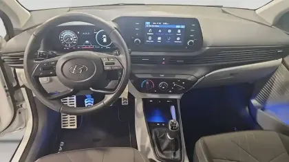 Photo 5 Hyundai Bayon  1.0 T-GDi 100 Hybrid 48V