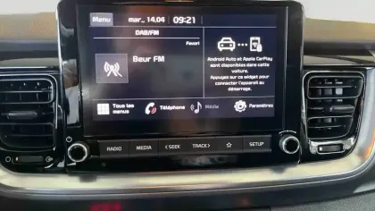 Photo 15 Kia Stonic  1.0 T-GDi 100 ch BVM6