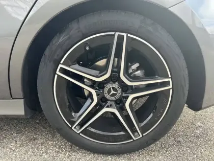 Photo 6 Mercedes Classe A  200 d 8G-DCT