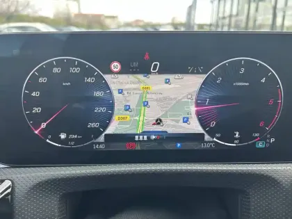 Photo 7 Mercedes Classe A  200 d 8G-DCT