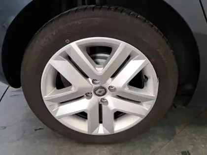 Photo 13 Renault Clio  E-Tech 140 - 21N