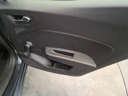 Photo 21 Renault Clio  E-Tech 140 - 21N