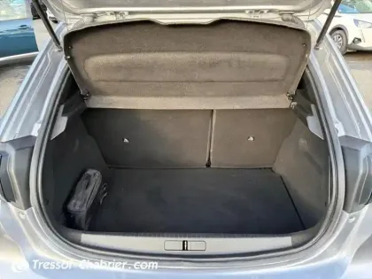 Photo 7 Peugeot 208  PureTech 75 S&S BVM5 Style