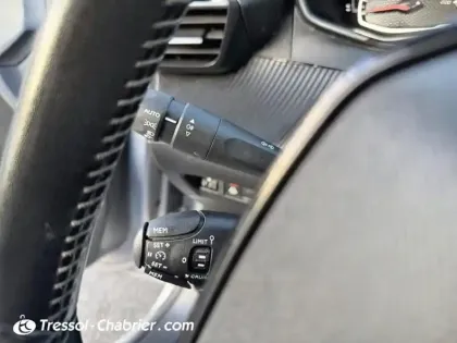 Photo 16 Peugeot 208  PureTech 75 S&S BVM5 Style