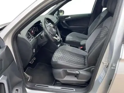 Photo 8 Volkswagen Tiguan 2.0 TDI 150ch DSG7 R-Line