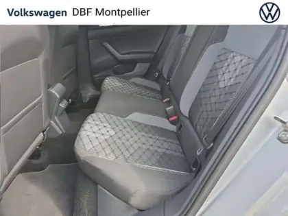 Photo 9 Volkswagen Taigo 1.0 TSI 115 CH DSG7 R LINE