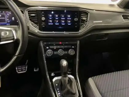 Photo 9 Volkswagen T-roc 1.5 TSI 150 EVO Start/Stop DSG7 R-Line