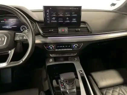 Photo 9 Audi Q5 50 TFSIe 299 S tronic 7 Quattro S line