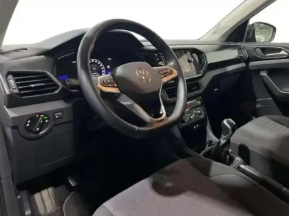 Photo 8 Volkswagen T-cross 1.0 TSI 110 Start/Stop BVM6 Life Plus