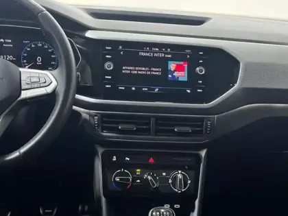 Photo 9 Volkswagen T-cross 1.0 TSI 95 Start/Stop BVM5 Active