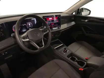 Photo 8 Volkswagen Tiguan 2.0 TDI 150ch DSG7 Life Plus