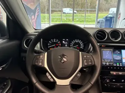 Photo 25 Suzuki Vitara Gén. II Ph3 Style 5