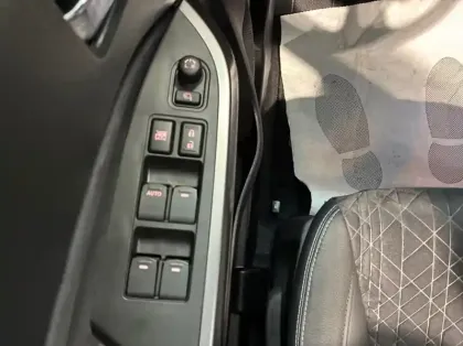 Photo 24 Suzuki Vitara Gén. II Ph3 Style 5