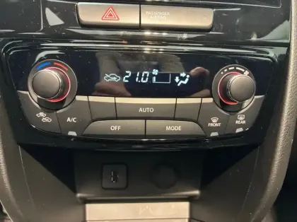 Photo 23 Suzuki Vitara Gén. II Ph3 Style 5