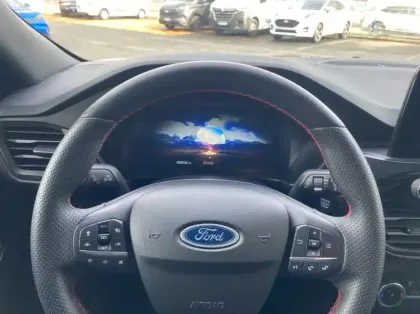 Photo 6 Ford Kuga 2.5 Duratec 190ch FHEV E85 ST-Line X BVA