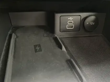 Photo 20 Ford Kuga 2.5 Duratec 190ch FHEV E85 ST-Line X BVA