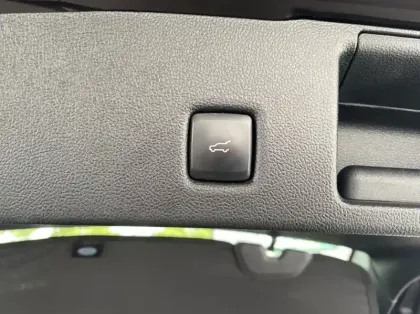 Photo 17 Ford Kuga 2.5 Duratec 190ch FHEV E85 ST-Line X BVA